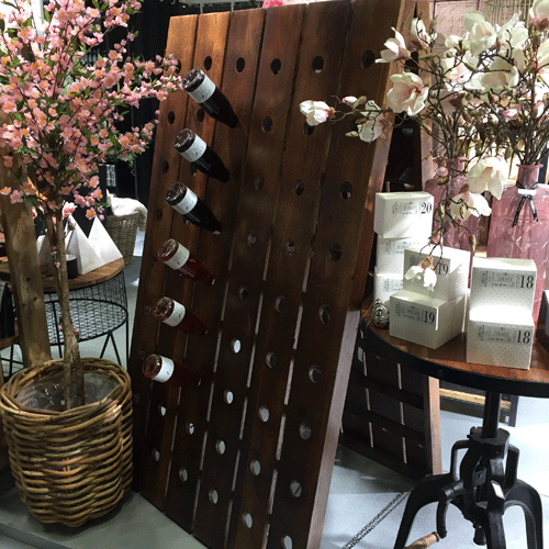 saga spice tree kitcken