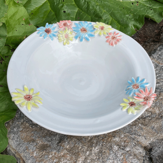 Bild på Skål med blommor