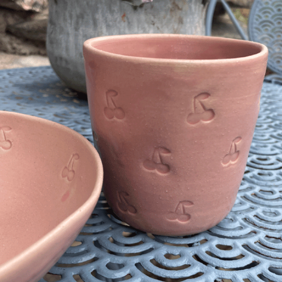 Bild på Kopp utan öra körsbär 