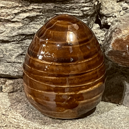 Bild på Drejat ägg brun